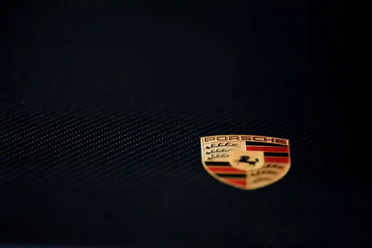 Показатели продаж Porsche AG