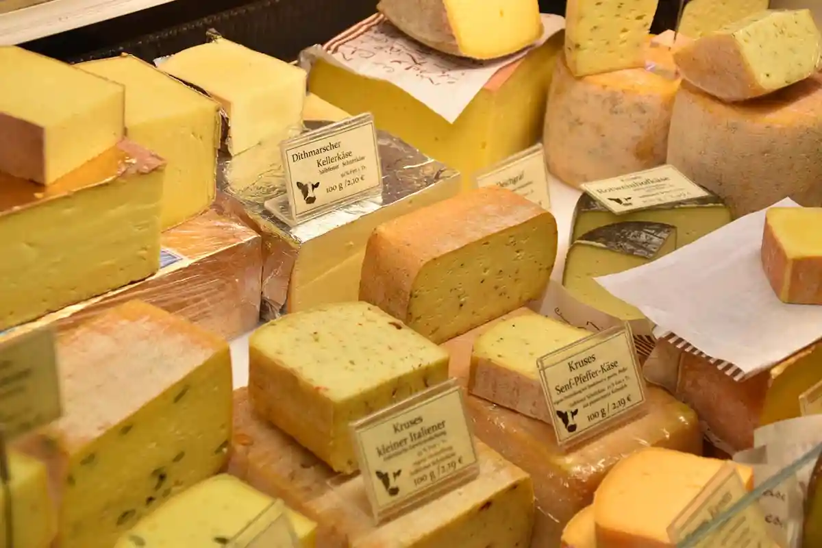 Крупный отзыв сыра по всей Германии: опасность в 12 сортах