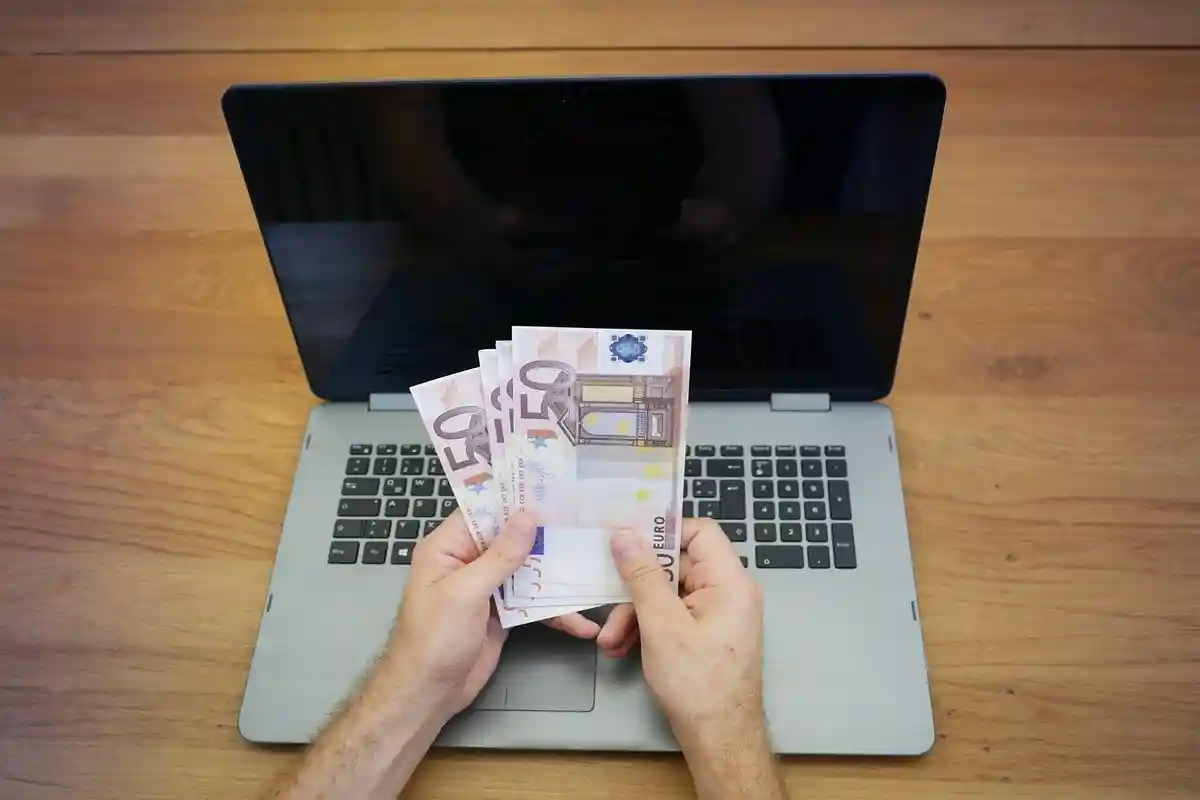 Online-Poker in Deutschland: Muss man Steuern zahlen. Foto: besteonlinecasinos / Pixabay