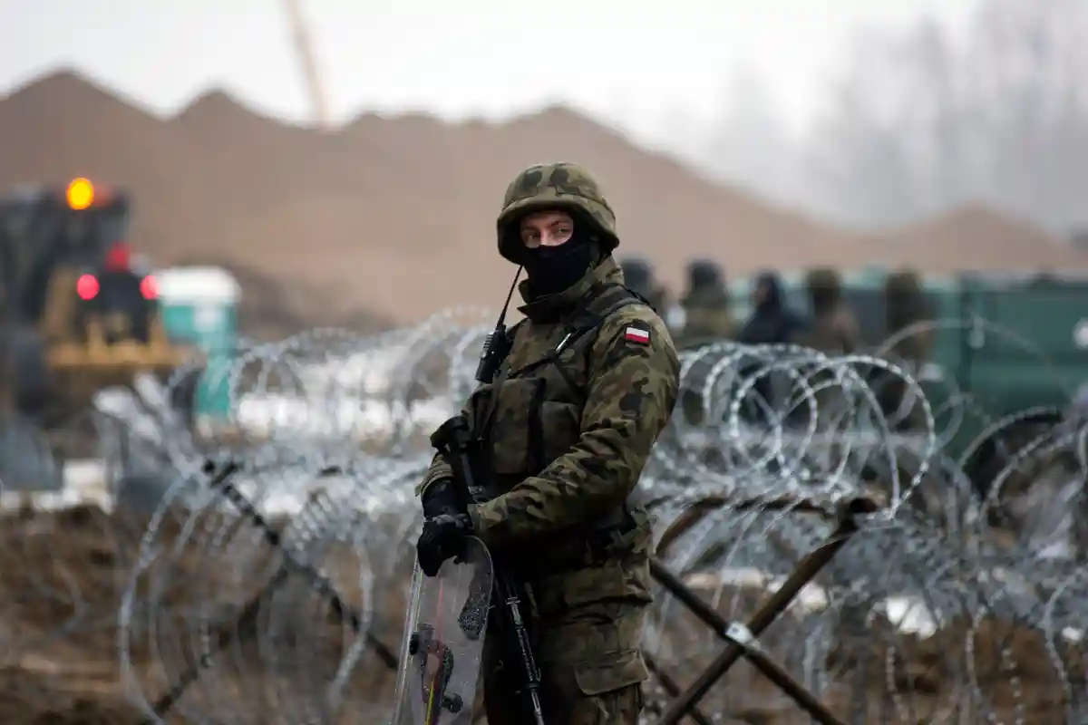 Польша усилила войска на границе с Белоруссией