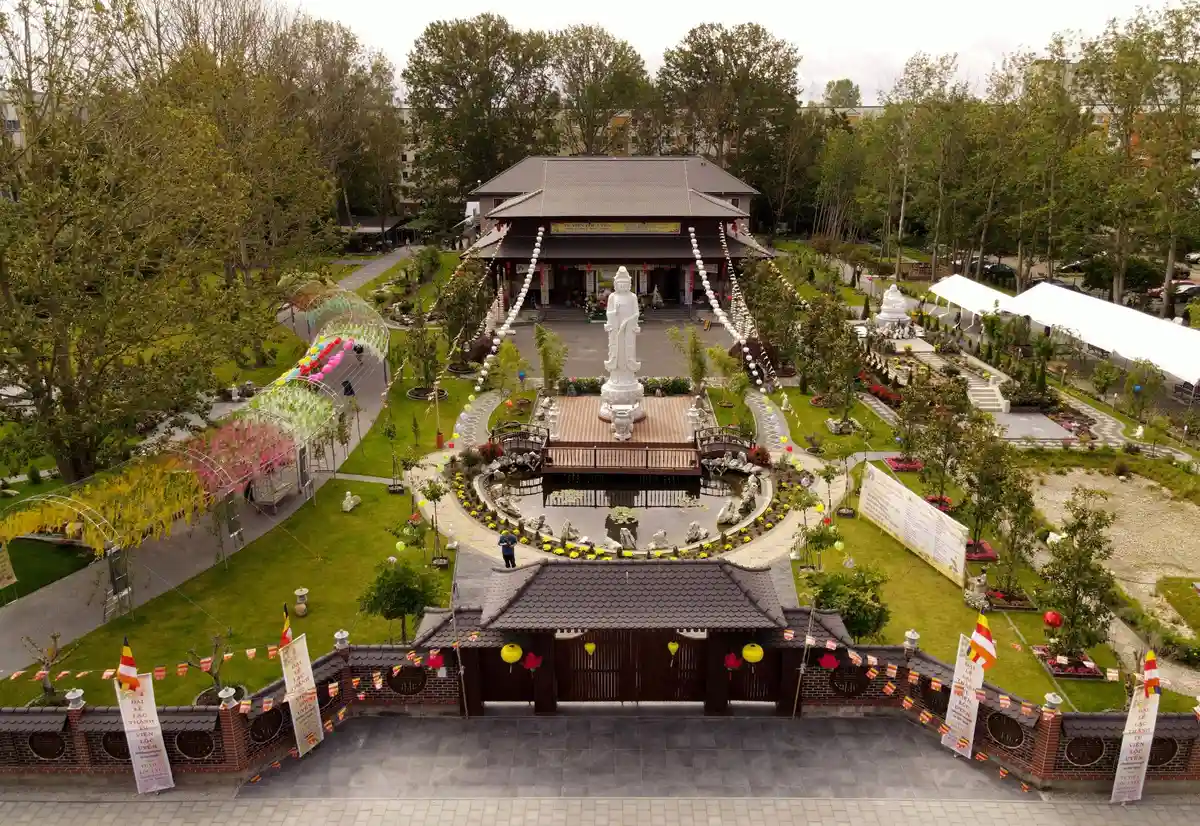Храм для буддийско-вьетнамской общины Ростока