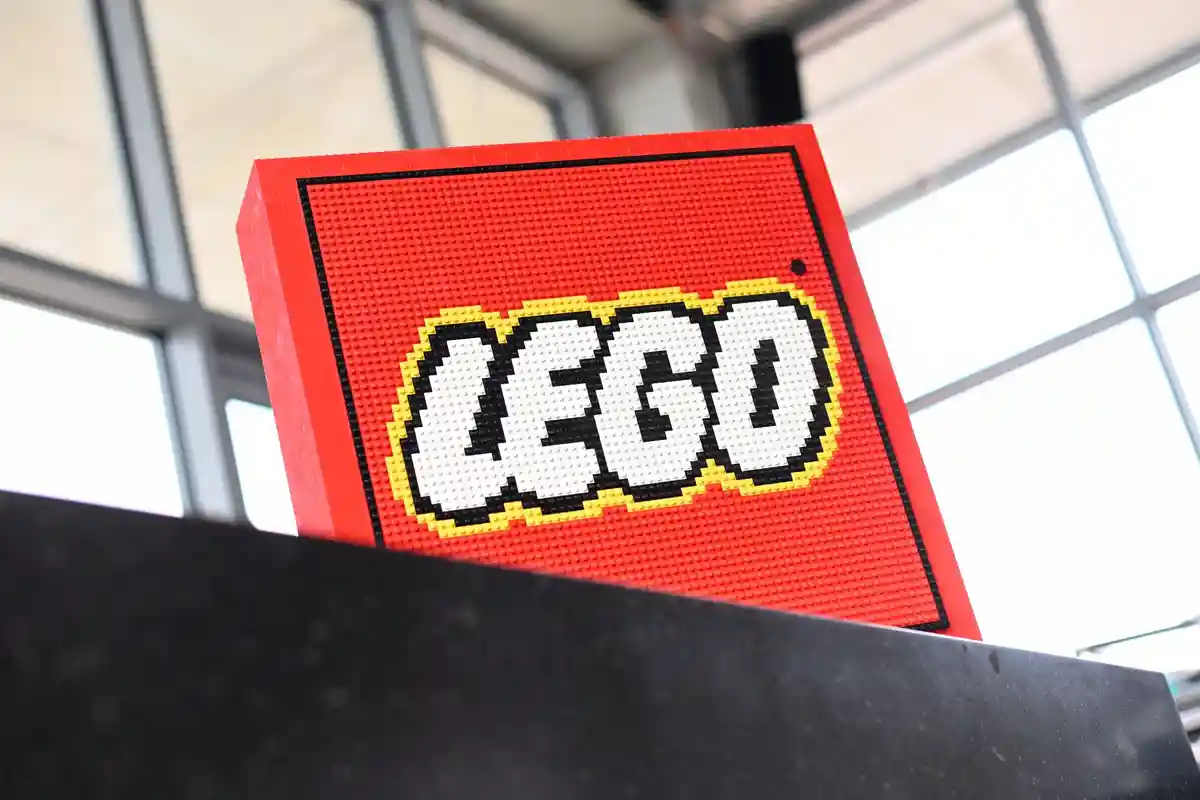 Началось строительство Lego Discovery в Хафенсити