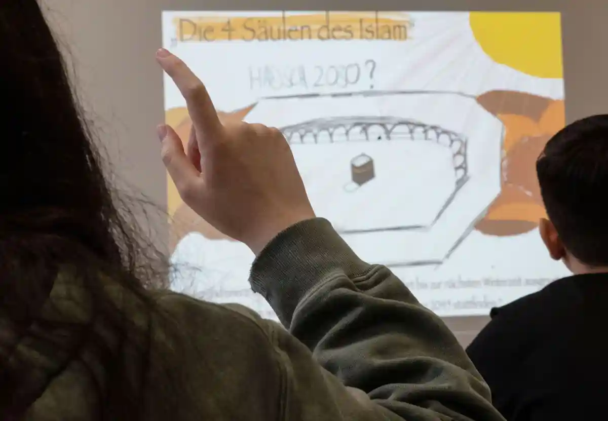 Ислам преподают в 75 школах Нижней Саксонии