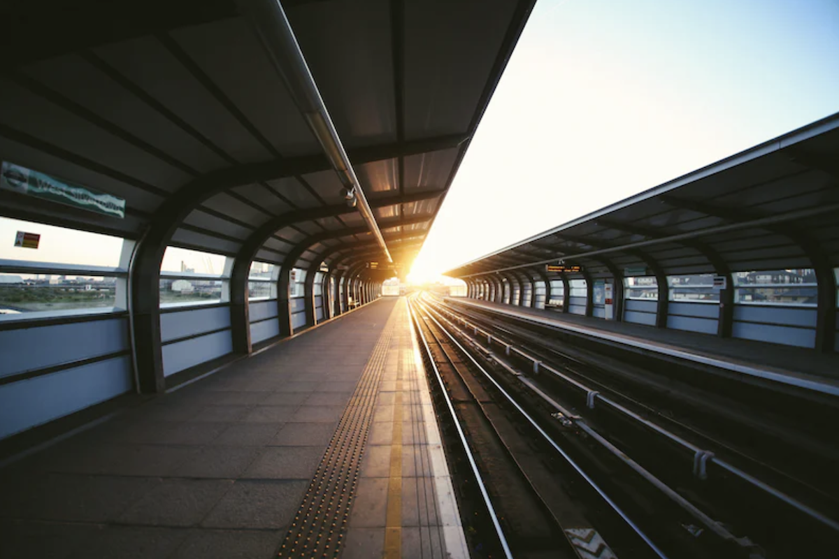 Движение S-Bahn парализовано в Мюнхине. Фото: Charles Forerunner / unsplash.com
