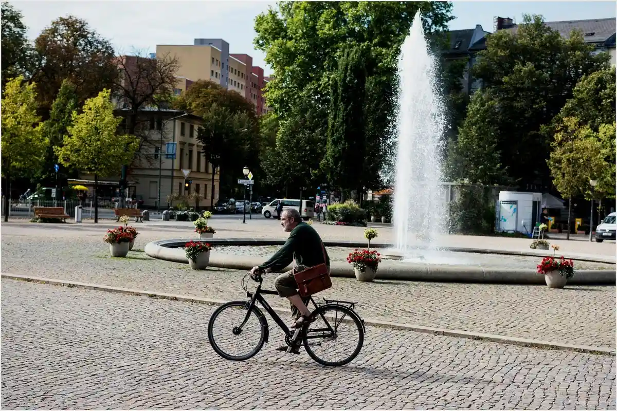 На работу в Германии на велосипеде. Фото: Aleksejs Bocoks / aussiedlerbote.de