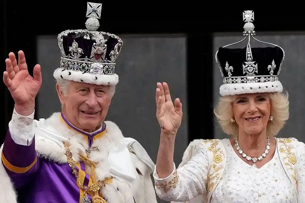 Большинство британцев желает сохранить монархию