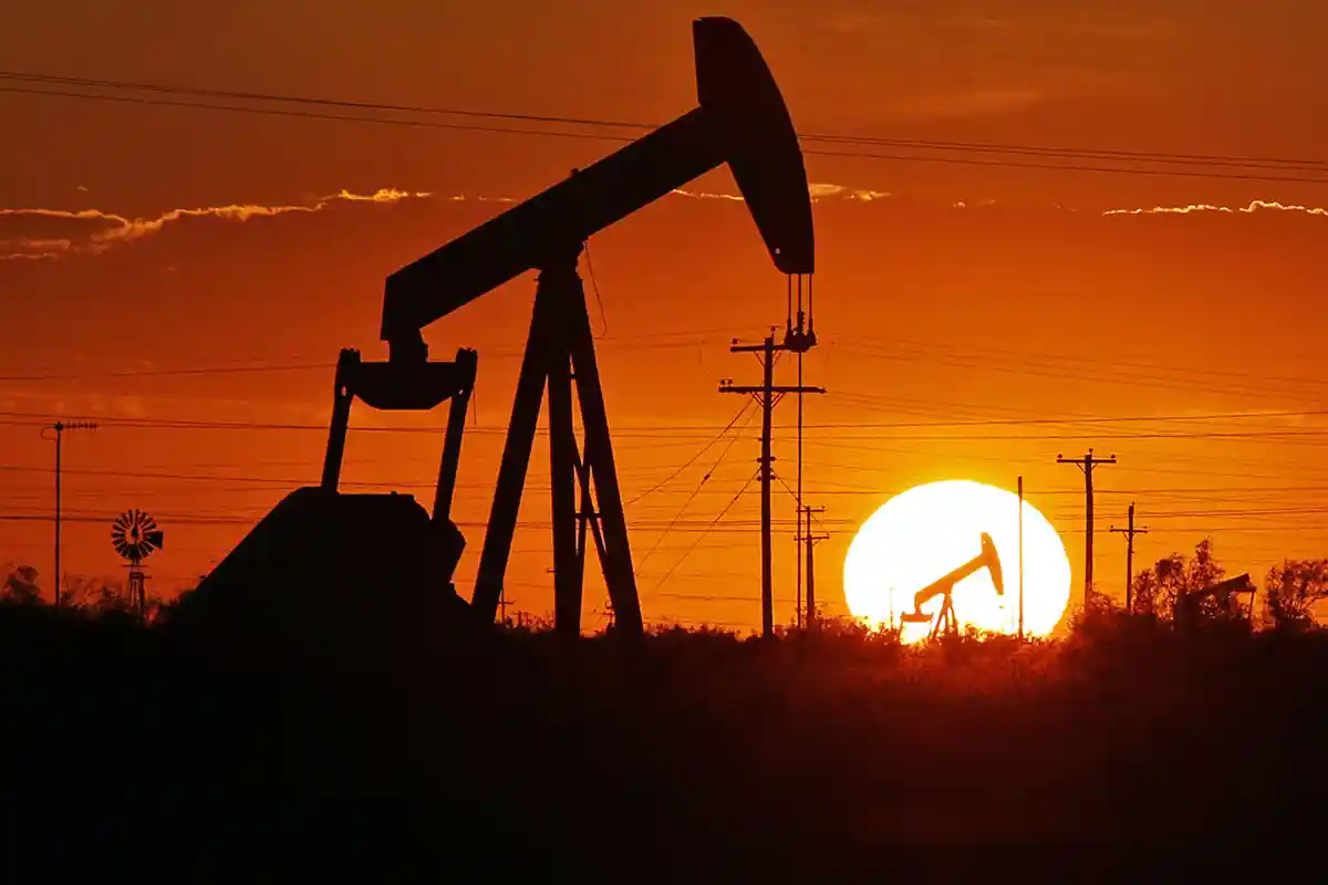 Цены на нефть вновь поднимаются