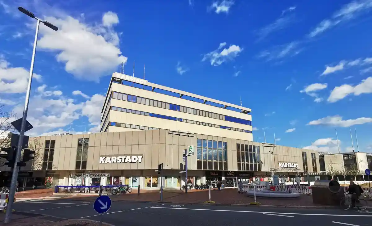 Бывшее здание Karstadt в центре города Харбург
