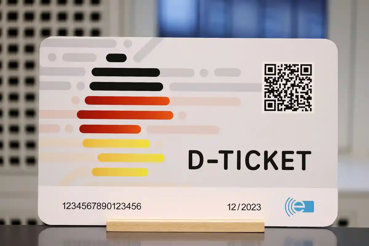 Билет в Германию:Модель дойчландского билета.