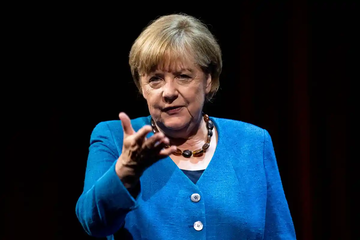 Меркель осудила нападение ХАМАС на Израиль