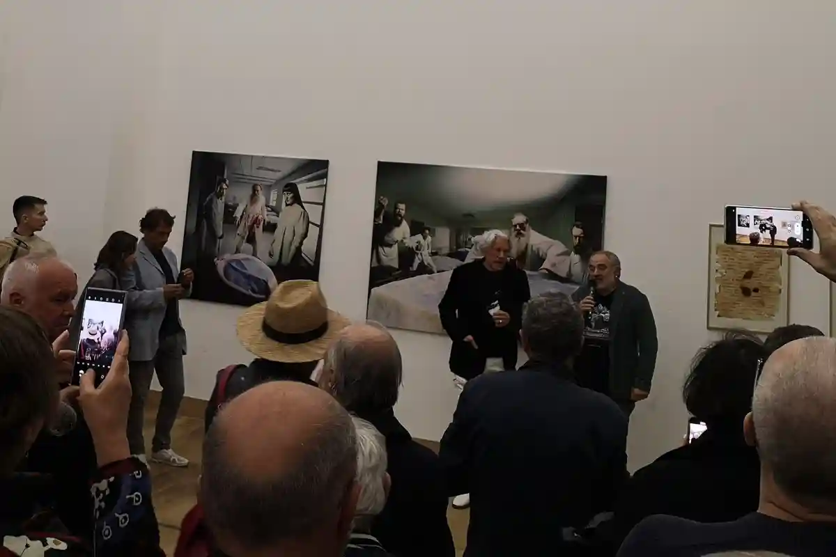 «Голубое сало» Владимира Сорокина в берлинской галерее Марата Гельмана