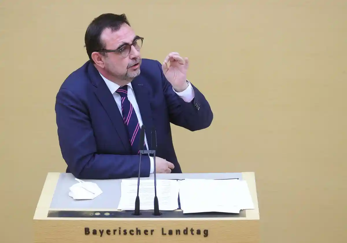 ХДС избрали Холецчека лидером парламентской группы