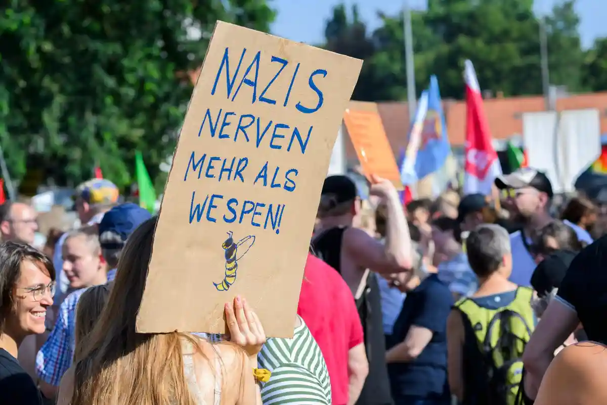"Laut gegen Nazis" получила права на аббревиатуру VTR LND