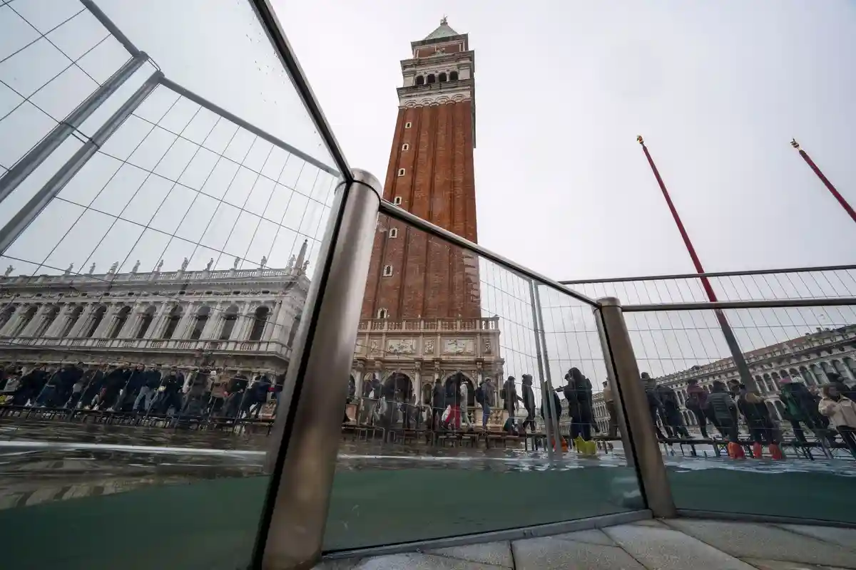 Противопаводковые ворота спасли Венецию от наводнения