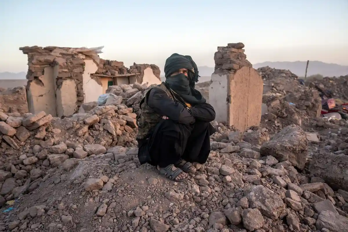 Число погибших возрастет - Землетрясение в Афганистане
