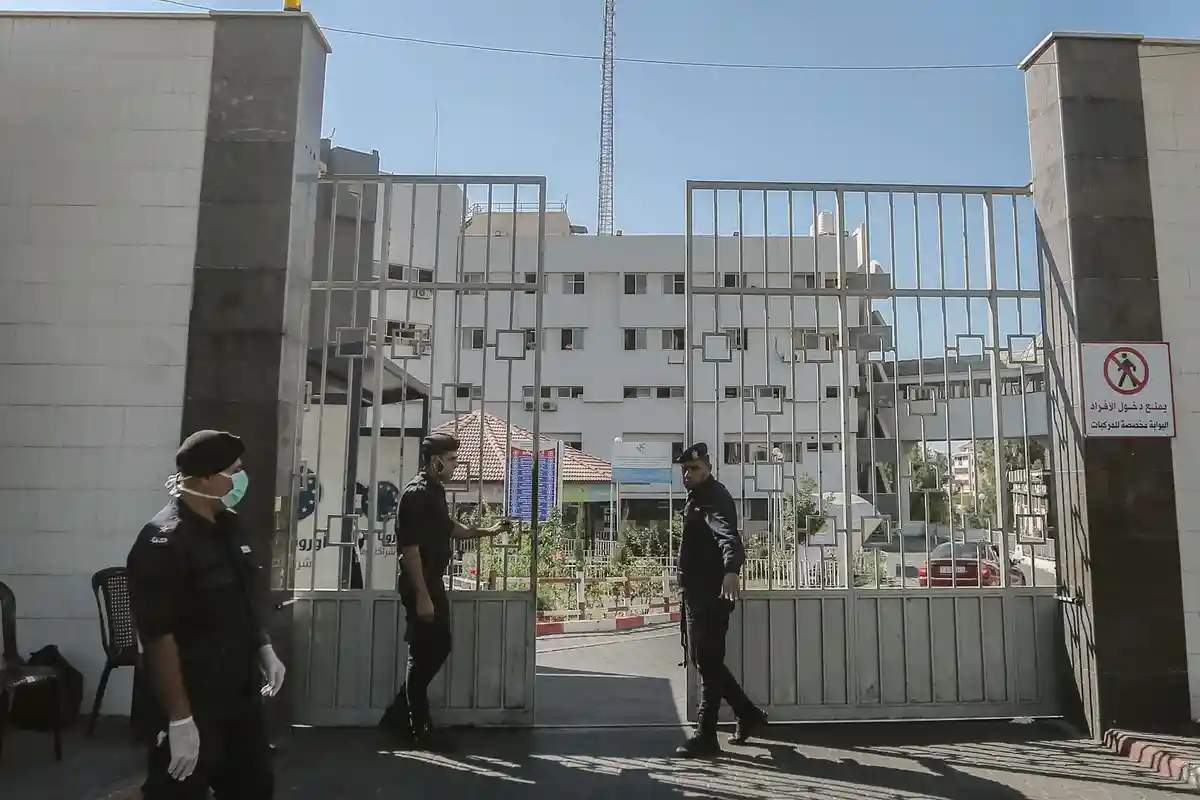 Израиль рассказал, как ХАМАС прикрывается больницами