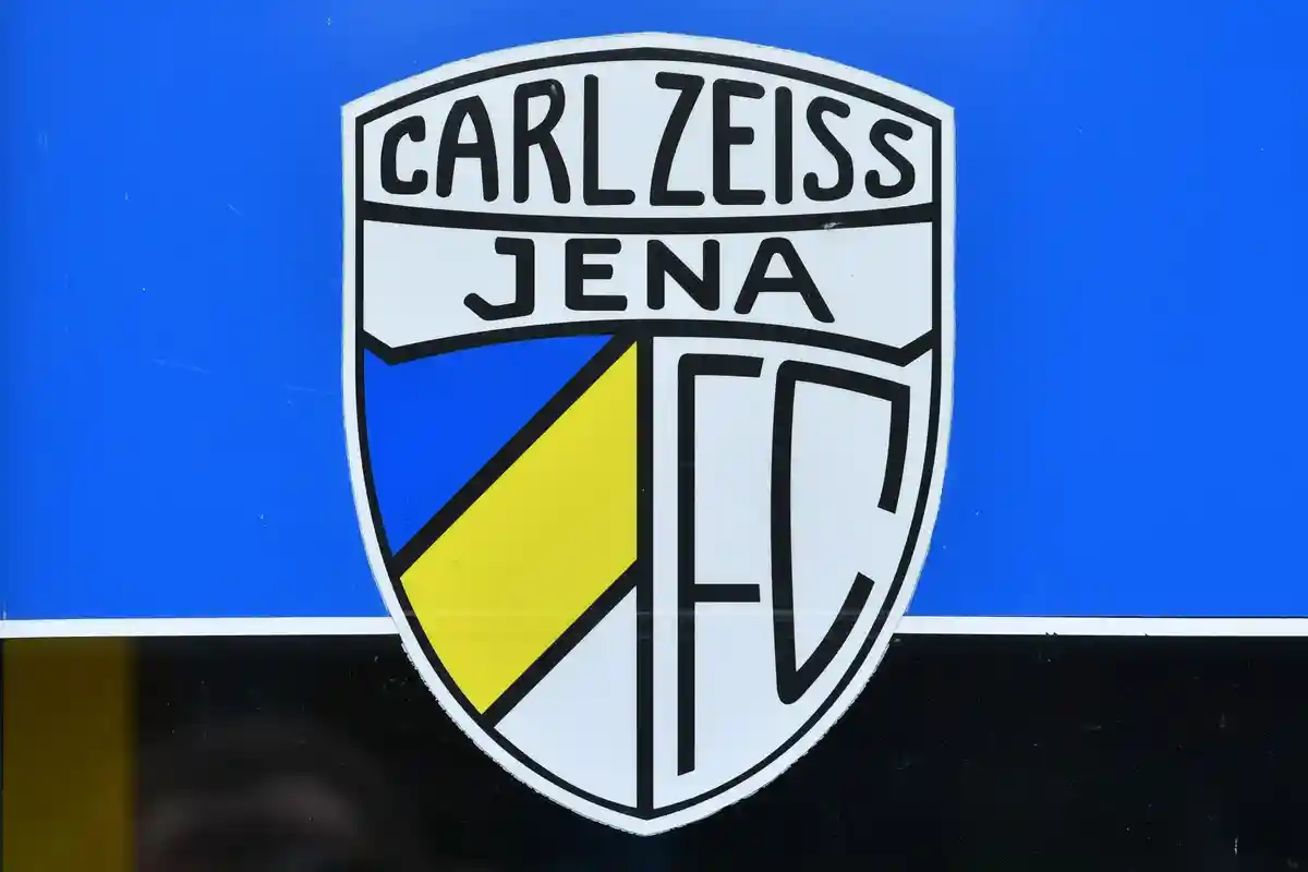 ФК "Карл Цейс Йена:Логотип футбольного клуба Carl Zeiss Jena.