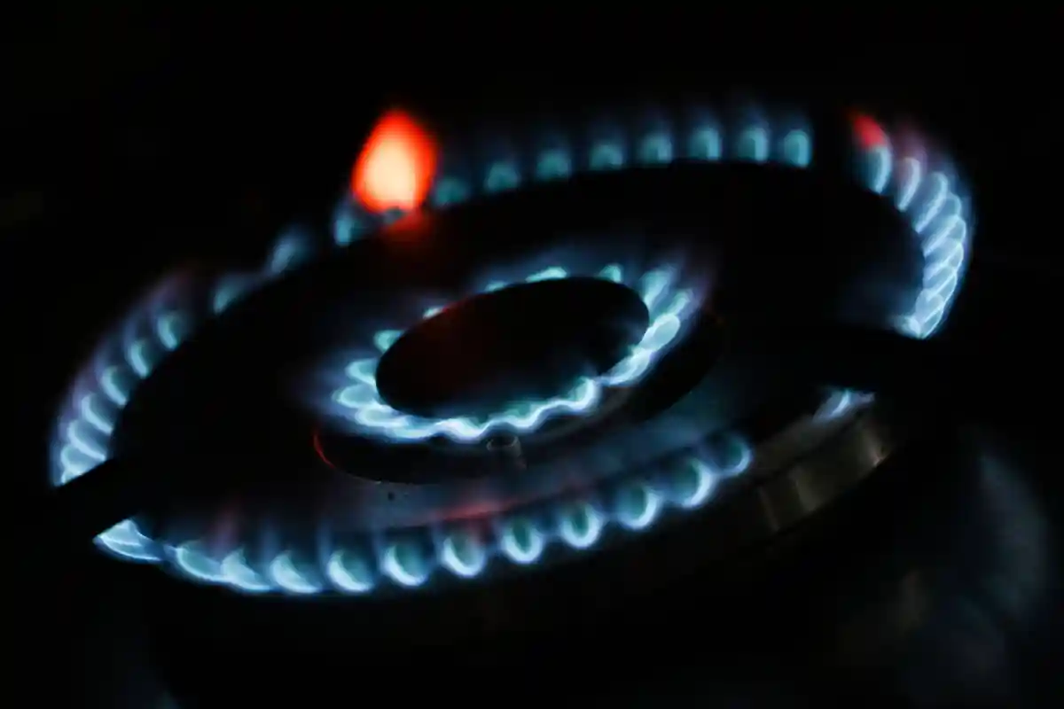 Газовое пламя:Бундестаг принял решение о продлении торможения цен на энергоносители.