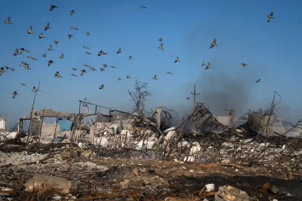 Война в Украине: Зеленский предупредил об авиаударах зимой