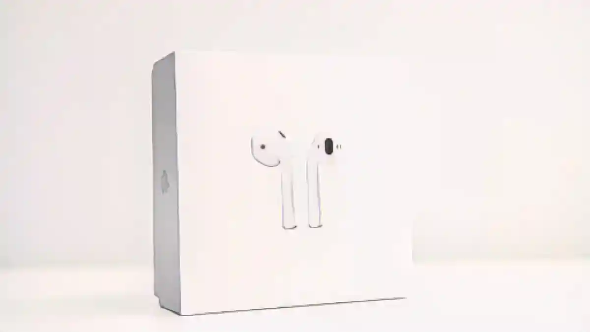 Коробка для Airpods:Эти Apple AirPods стоят всего 69 долларов во время распродажи Walmart в начале "черной пятницы