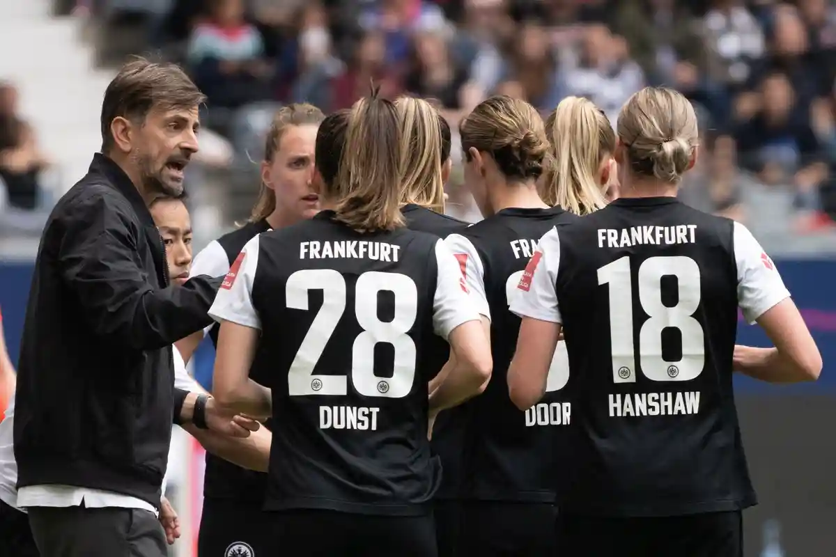 Женская команда франкфуртского Айнтрахта сыграет в ЛЧ
