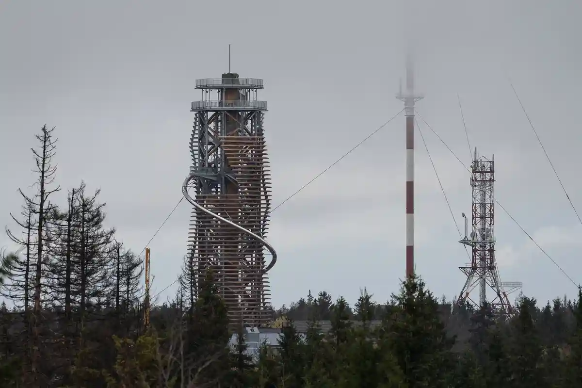 Открыли новую 65-метровую башню Harz Tower в Торфхаус