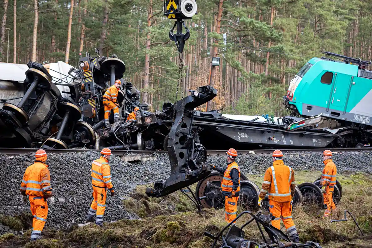 Нижняя Саксония: Кто виноват в аварии товарного поезда