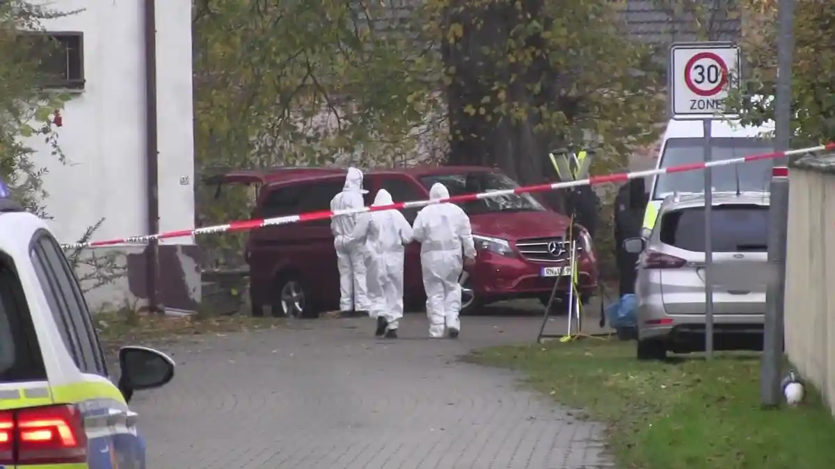 Развертывание SEK в Гавелланде:Криминалисты исследуют место преступления в Виеритце.