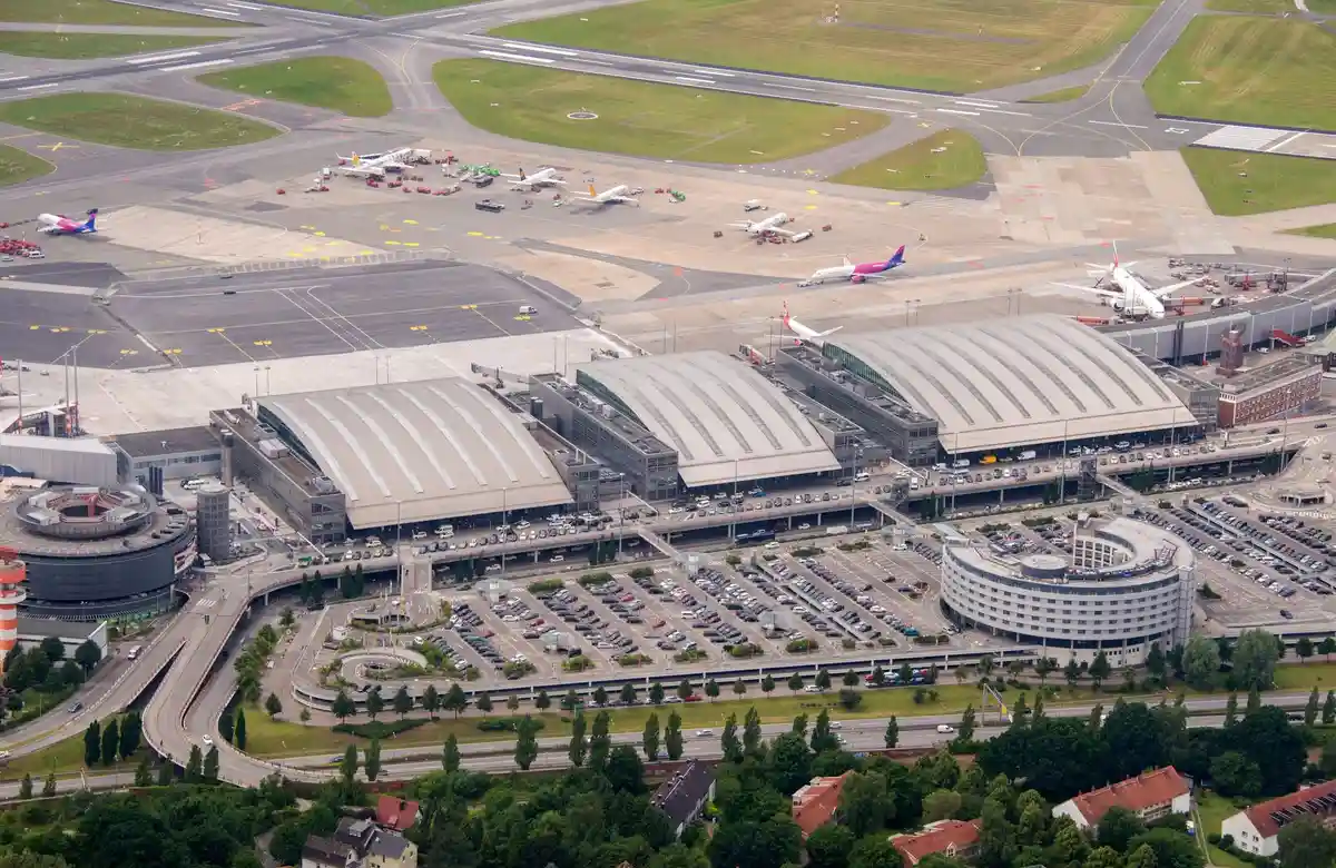 Захват заложников в аэропорту Гамбурга - Обзор:Вид на аэропорт Гамбурга Гельмута Шмидта.