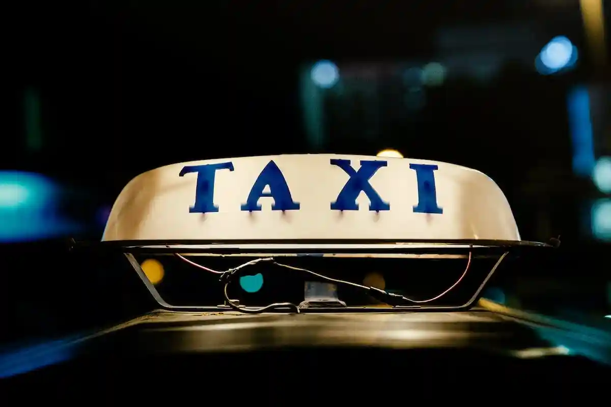 Найти такси в новогоднюю ночь