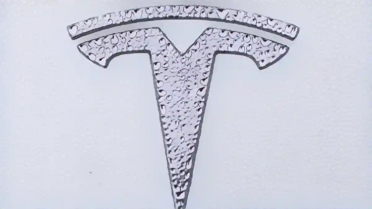Американский производитель электромобилей Tesla вынужден отремонтировать два миллиона машин из-за проблем с автопилотом:Американский производитель электромобилей Tesla вынужден отремонтировать два миллиона машин из-за проблем с автопилотом