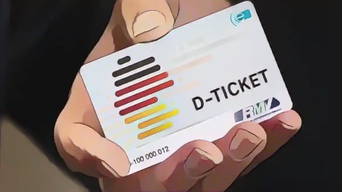 Билет D-Ticket в формате чип-карты демонстрируется на мероприятии для прессы.:Билет "D-Ticket" в формате чип-карты демонстрируется на мероприятии для прессы. Фото