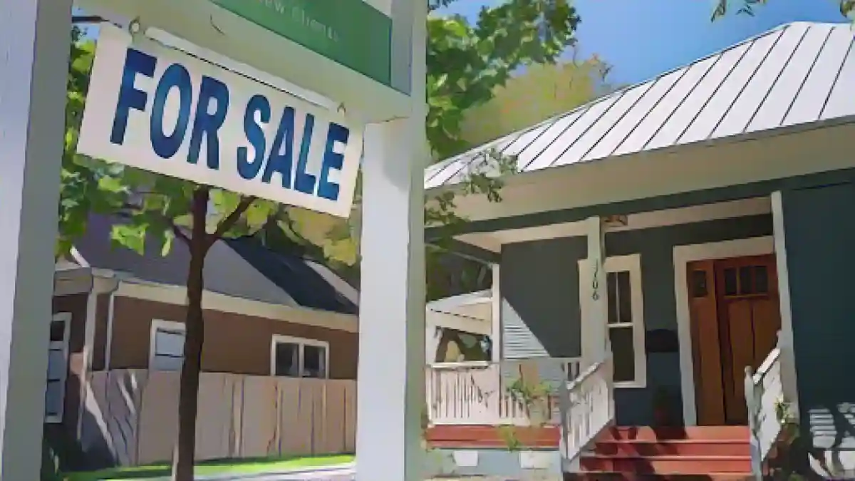 Дом, выставленный на продажу, показан 16 октября 2023 года в Остине, штат Техас:Дом, выставленный на продажу, показан 16 октября 2023 года в Остине, штат Техас.