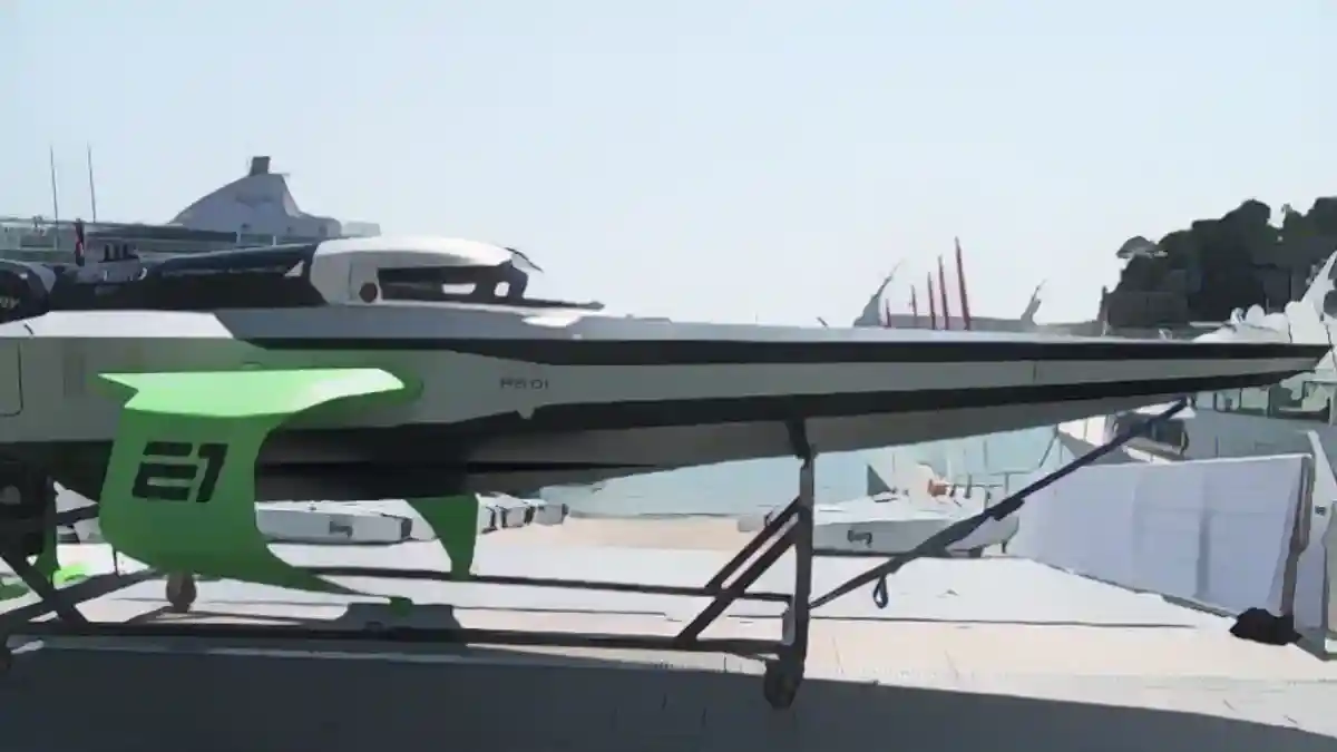 e1 racebird video stil: