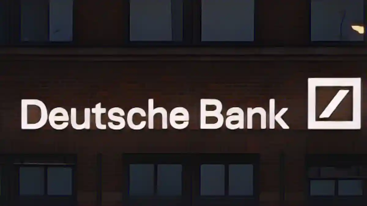 Логотип Дойче банка.:Логотип Дойче банка. Фото