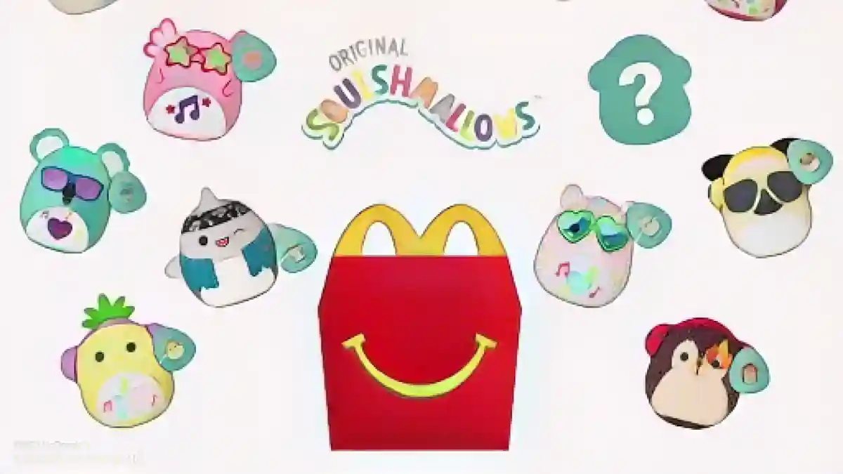 McDonald's запускает Squishmallows Happy Meal в США:26 декабря "Макдоналдс" запускает в США Happy Meal со сквишмаллоу.