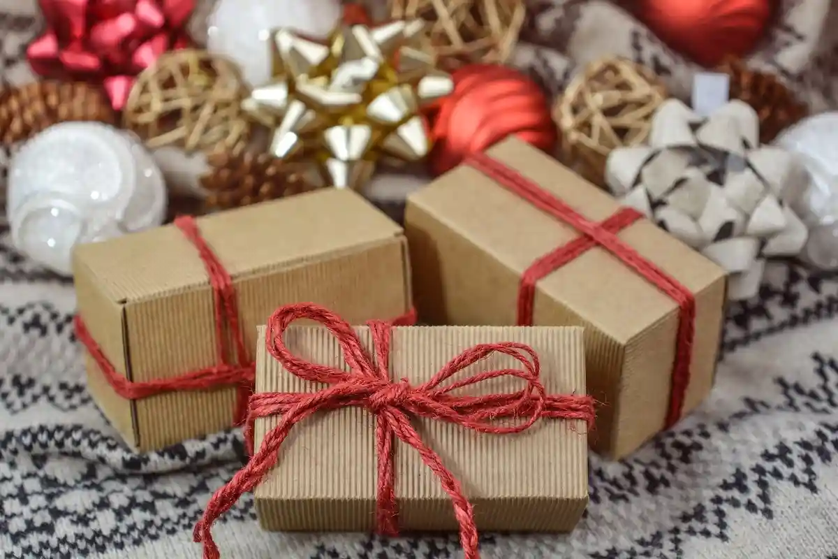 Рождественские подарки в последнюю минуту. Фото: Monika / Pixabay