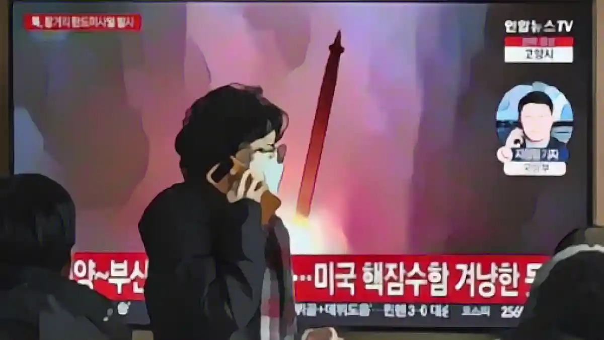 Телевидение в Южной Корее показывает кадры запуска ракеты:Телевидение в Южной Корее показывает кадры запуска ракет