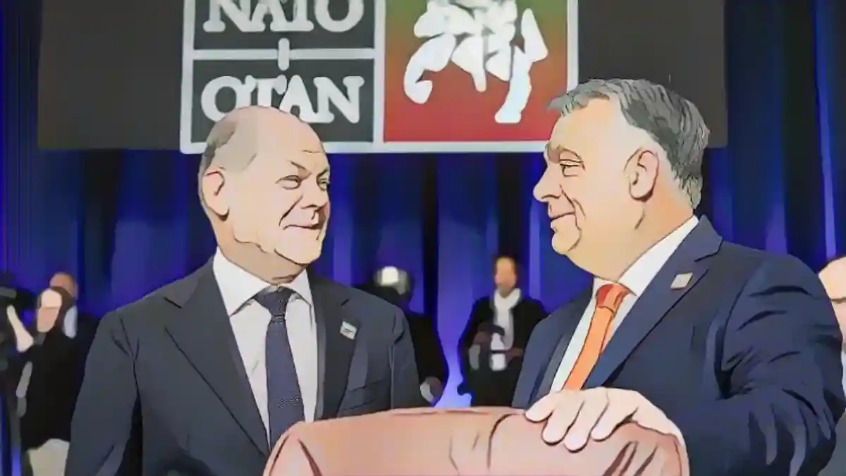 В июле Олаф Шольц и Виктор Орбан также встретились на саммите НАТО:В июле Олаф Шольц и Виктор Орбан также встречались на саммите НАТО.