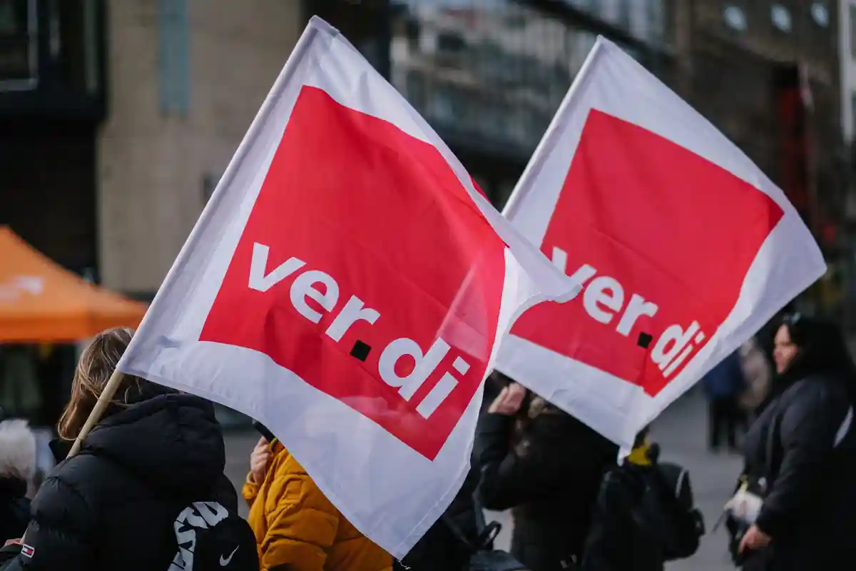 Верди:Флаги Верди во время демонстрации.