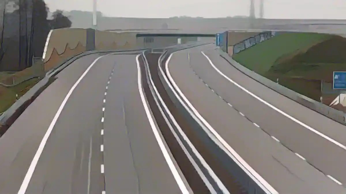 Вид на автомагистраль A14 в связи с открытием движения на участке Тангерхютте-Людериц.:Вид на автомагистраль A14 в связи с открытием движения на участке Тангерхютте-Людериц. Фото