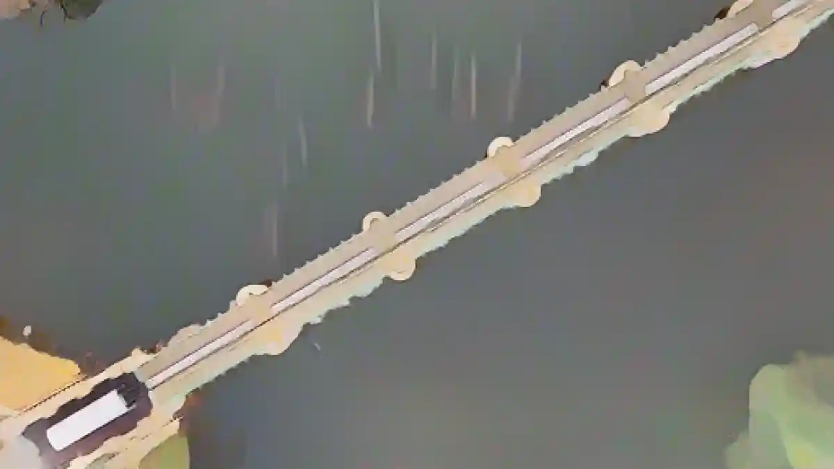 Вид на плотину Прециен (снято с помощью беспилотника).:Вид на плотину Претциен (фото сделано с помощью беспилотника). Фото