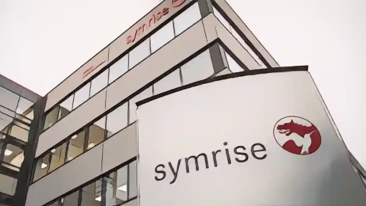 Внешний вид административного здания компании Symrise AG.:Внешний вид административного здания компании Symrise AG. Фото