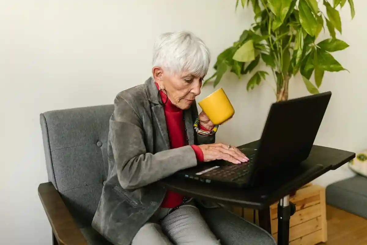 Надо больше стимулов для пенсионеров Германии, чтобы они хотели работать. Фото: RDNE Stock project / pexels.com
