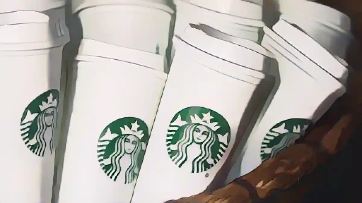 Клиенты Starbucks теперь могут использовать свои собственные стаканчики для заказов в автосервисе и приложениях:Клиенты Starbucks теперь могут использовать свои собственные стаканчики для заказов в магазине и приложениях.