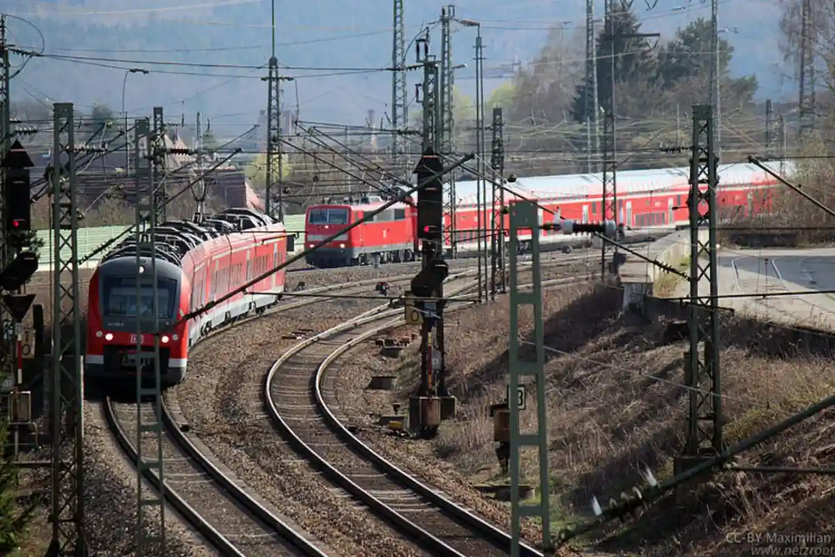 В Deutsche Bahn планируется меньше персонала. Фото: International Railway Summit, CC BY-SA 2.0 / Wikimedia Commons