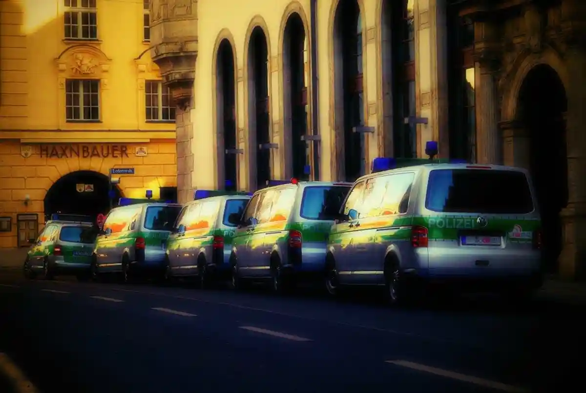 В Дрездене прогремели два взрыва фото 1