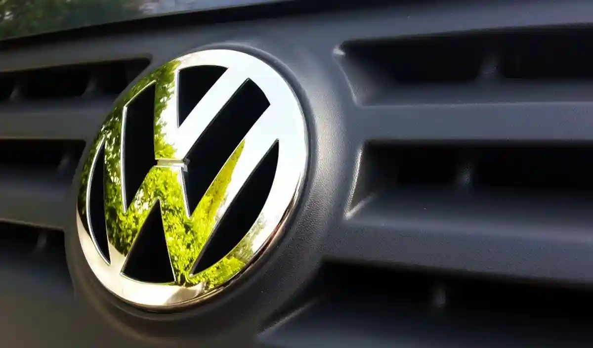 скандал вокруг компании Volkswagen фото
