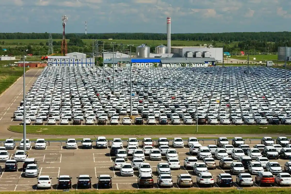 Volkswagen в Германии сократит 23 тысячи сотрудников фото 1