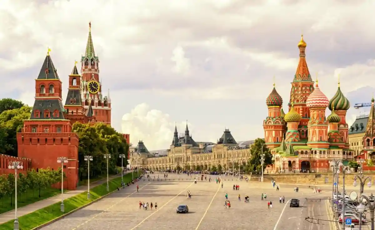 Москва и Подмосковье: десятки анонимных сообщений о минировании фото 1